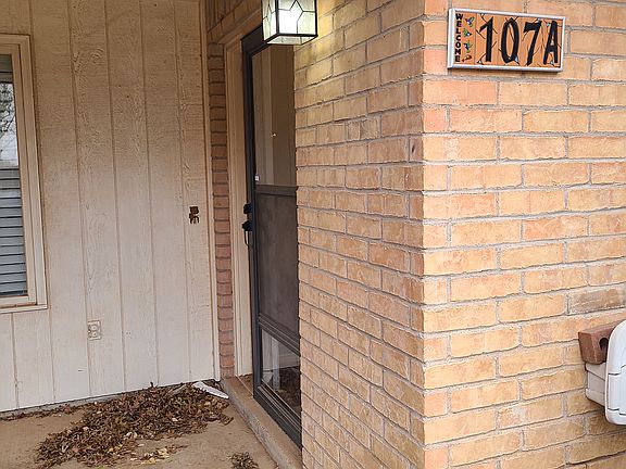 2nd image of 107 N Troy Ave Unit A