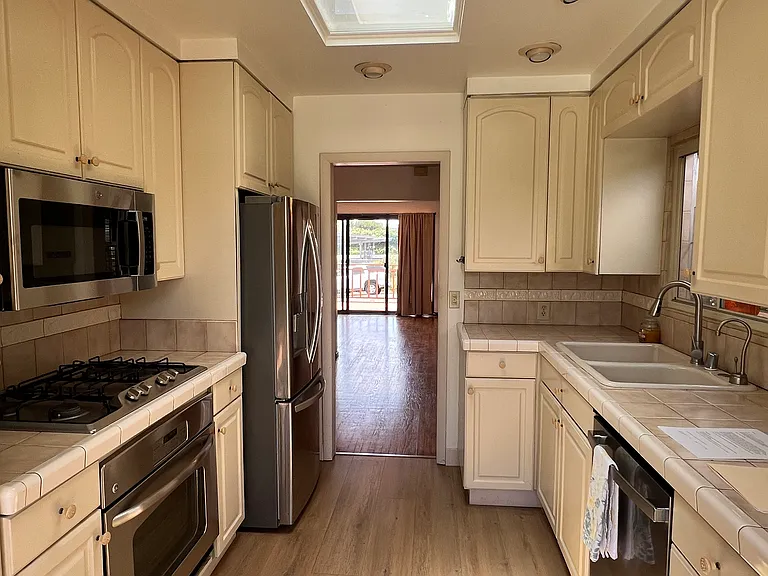 3531 Alcott St — Photo 12