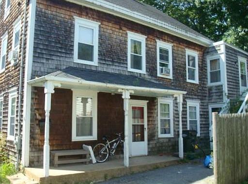 1st image of 16 Lincoln Ct #16