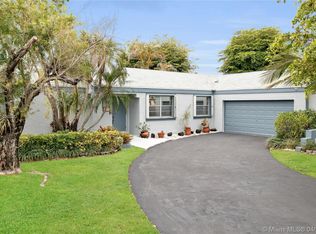 15750 SW 152nd Ave, Miami, FL 33187