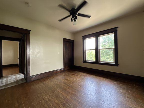 5th image of 809 W 8th St #1/2