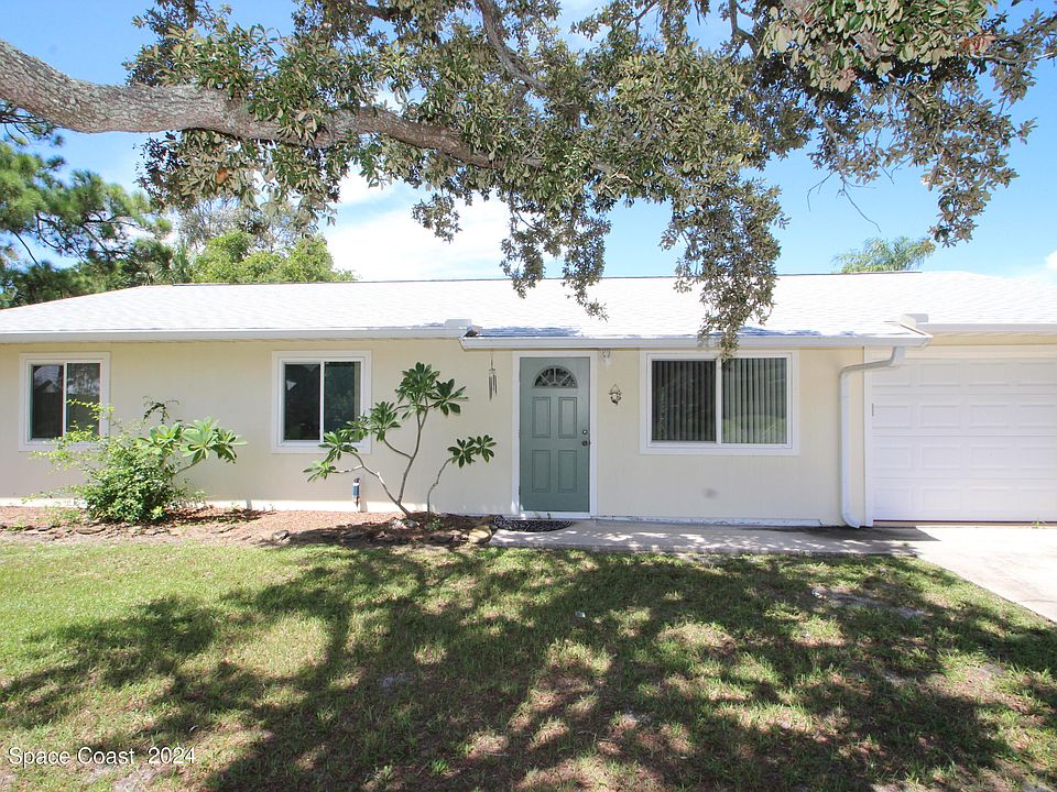 1st image of 2735 Eaglerock St NE