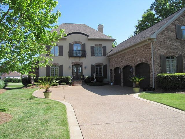 Upscale Fairvue Plantation