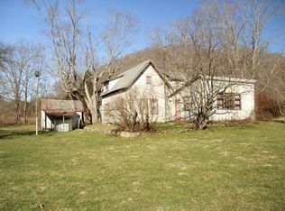 19052 Haytown Hill Rd, Metamora, IN 47030