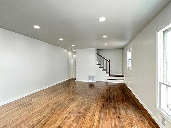 3rd image of 167 Clifton Ave