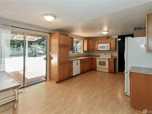 4th image of 7301 56th Avenue Ct NW