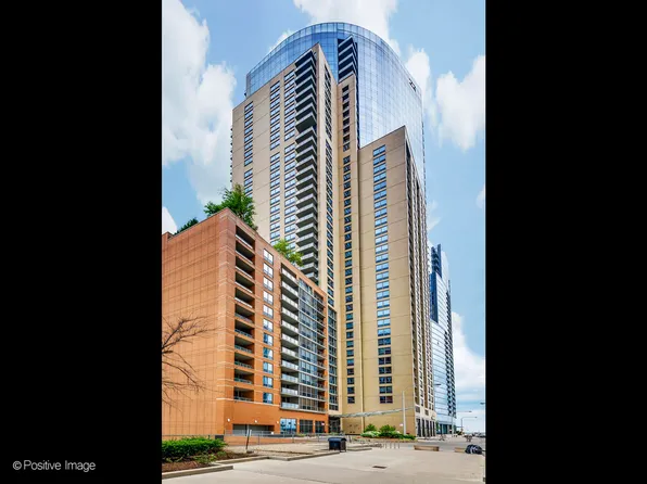 420 E Waterside Dr Unit 2812, Chicago, IL 60601