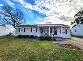 1420 Anne Ave, Chesapeake, VA 23324