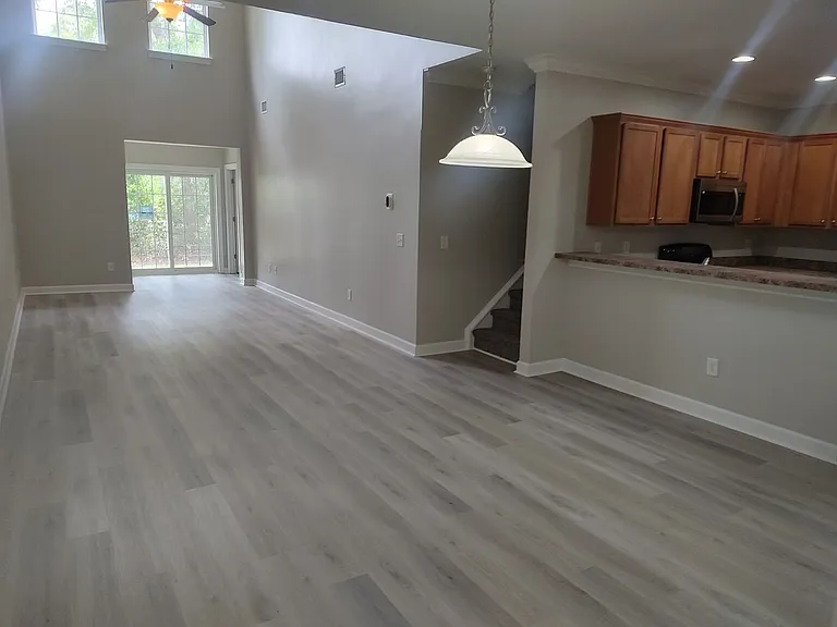 1032 Fairway Ln — Photo 10