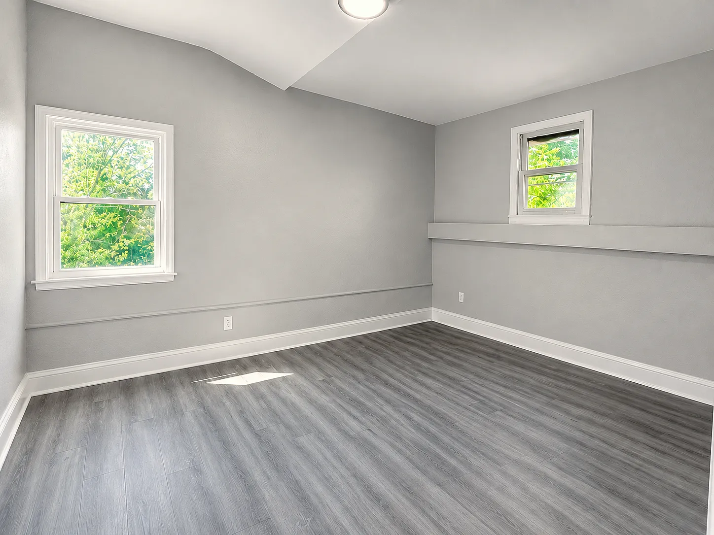 219 S Orchard St — Photo 3