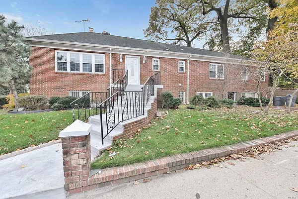 Sold by Exit Realty First Choice | media 4