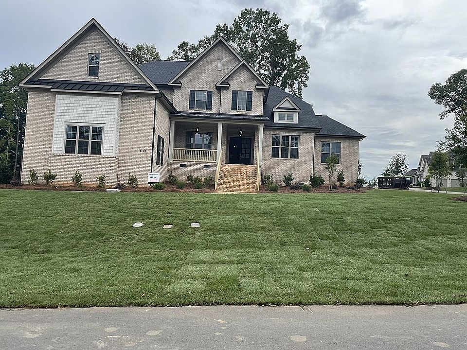 2nd image of 1102 Grand Oak Dr