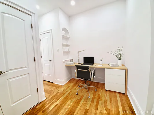 Sold by Compass | media 5
