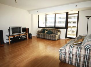 1805 Crystal Dr APT 314S, Arlington, VA 22202
