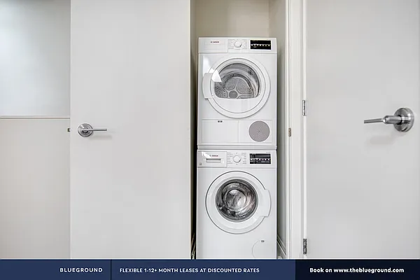 Rented by The Blueground | media 309