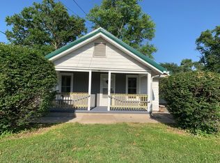 1308 N 13th St, Mount Vernon, IL 62864