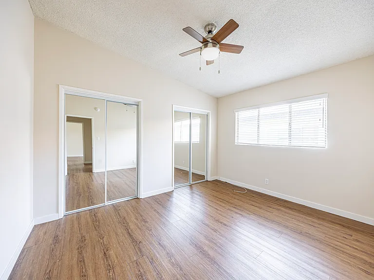 3722 Mentone Ave #8 — Photo 12