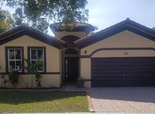 15486 SW 41st Ter, Miami, FL 33185