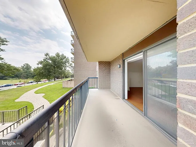 200 N Pickett St #207 — Photo 31