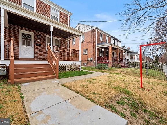 4th image of 443 Newcomb St SE