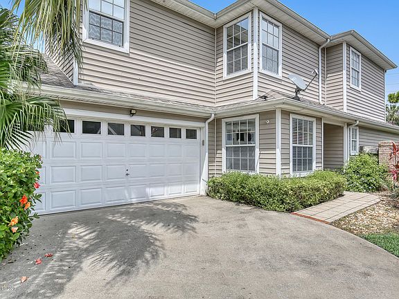 3rd image of 1615 Pga Blvd