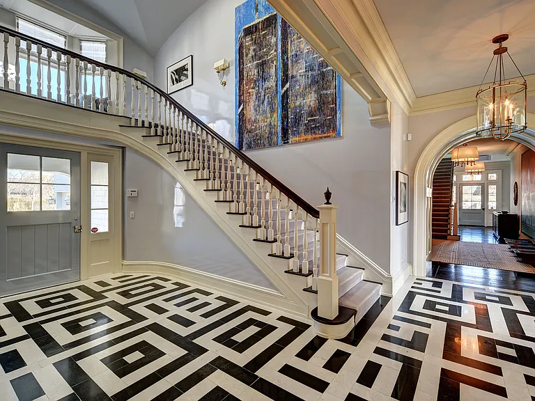 41 Halsey Ln — Photo 6