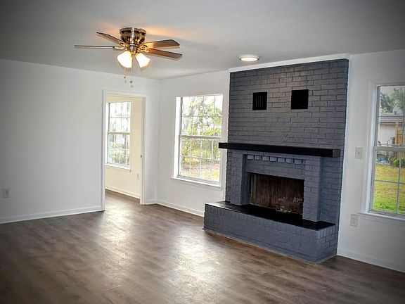 4th image of 33 Alma Ave