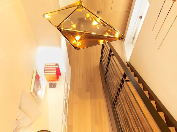 421 Hudson Street image 1 of 7