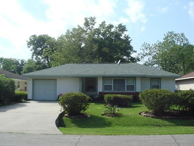 1st image of 818 Catherwood Pl