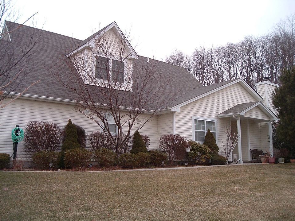 1st image of 181 Erik Dr