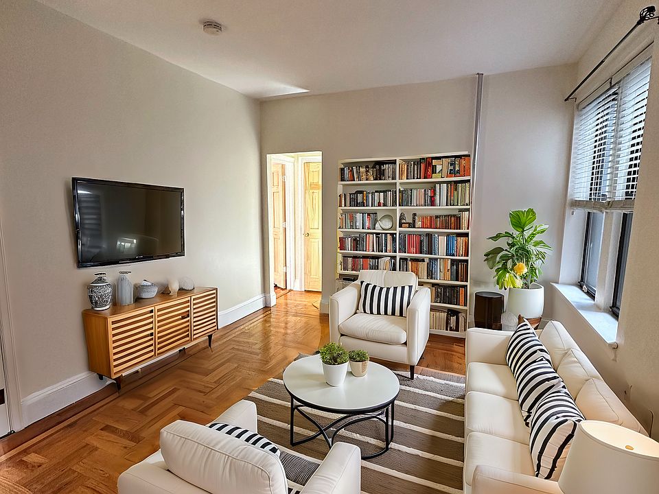 1st image of 31-40 42nd St #1F