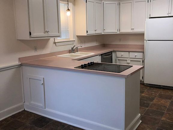 3rd image of 200 W Tinsley Dr