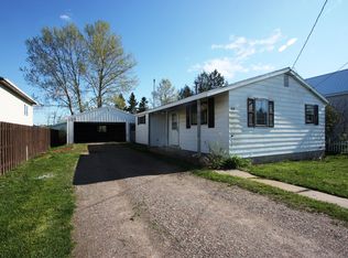 318 W 10th Ave, Sault Sainte Marie, MI 49783