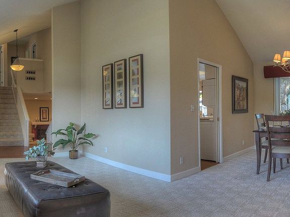 4th image of 4316 Hampshire Pl