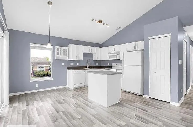 12155 Pebble St #700 — Photo 18