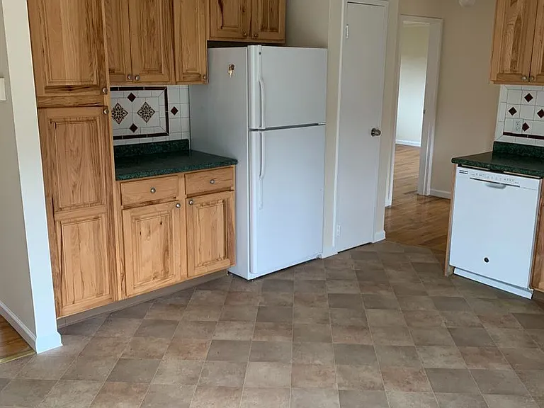903 Parr Meadow Dr — Photo 5
