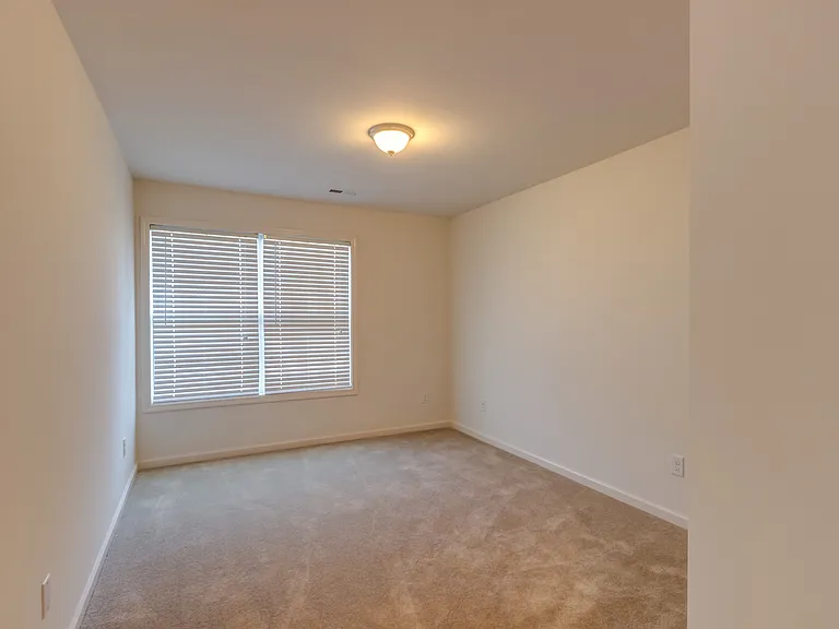 The Townhomes at Glasford Square — Photo 20