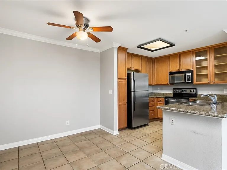 1035 La Terraza Cir #303 — Photo 12