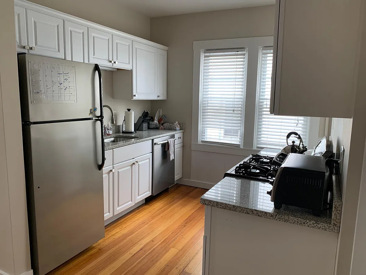 Building Photo - 21 Hillside Ave #1