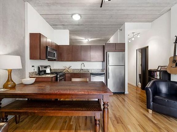 5th image of 630 N Franklin St APT 417