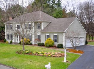 2 Ardsley Way, Simsbury, CT 06070
