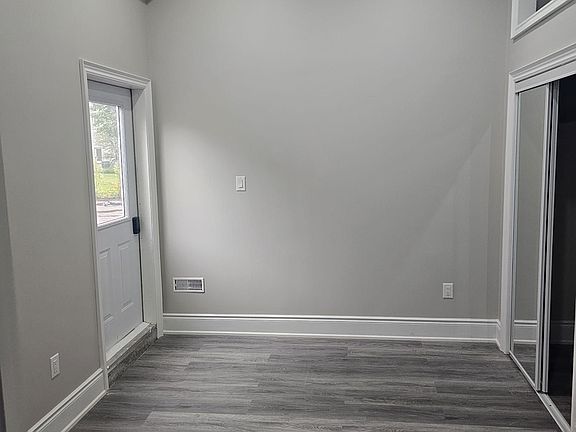 3rd image of 51 Diana Dr