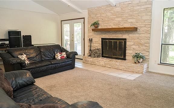 3rd image of 1103 Lime Rock Dr