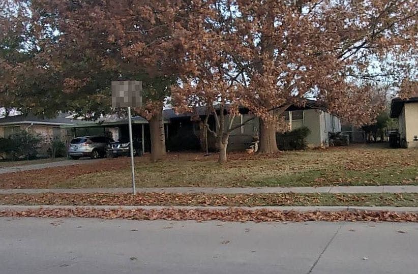 1st image of 709 Cozby St N