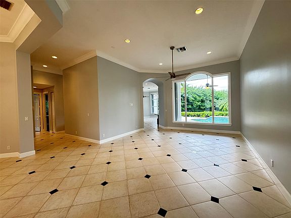 3rd image of 11165 Whitehawk St