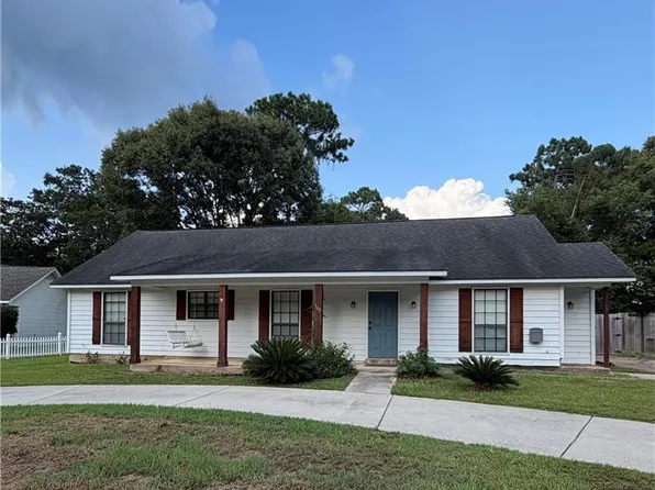 107 Sandlewood Cir N, Daphne, AL 36526