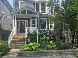 4937 N Bell Ave, Chicago, IL 60625
