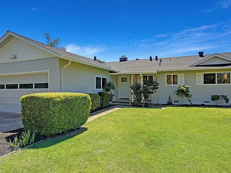 816 Green St — Photo 2
