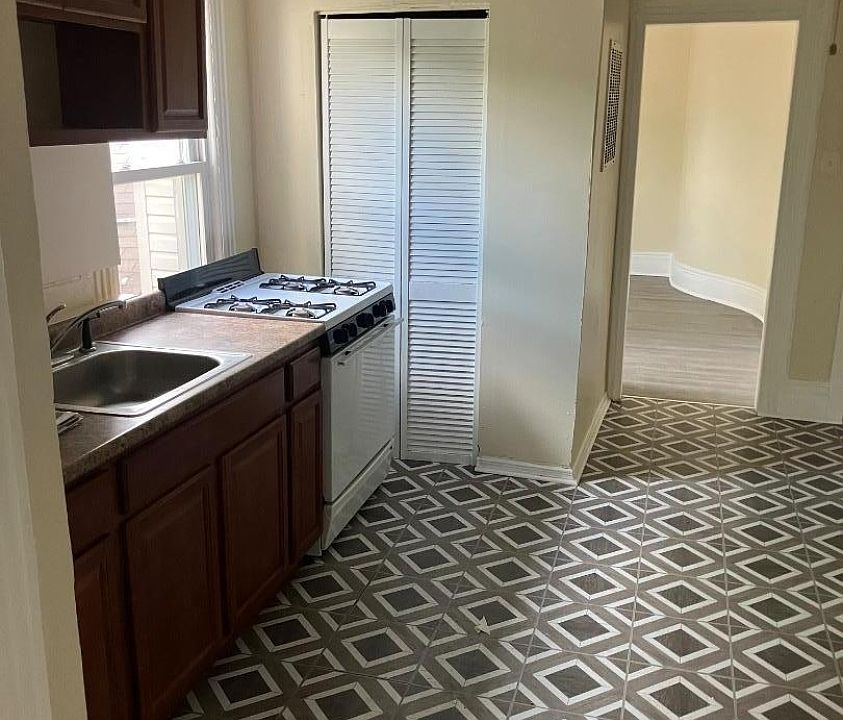 1st image of 1023 Clinton Ave