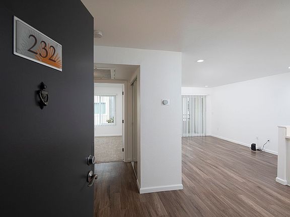 5th image of 4424-4454 44th St #232